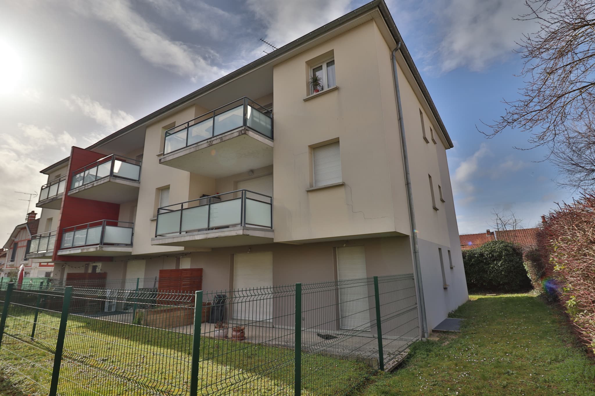 APPARTEMENT TYPE 3 SAINT ANDRE LES VERGERS RECENT — photo 1