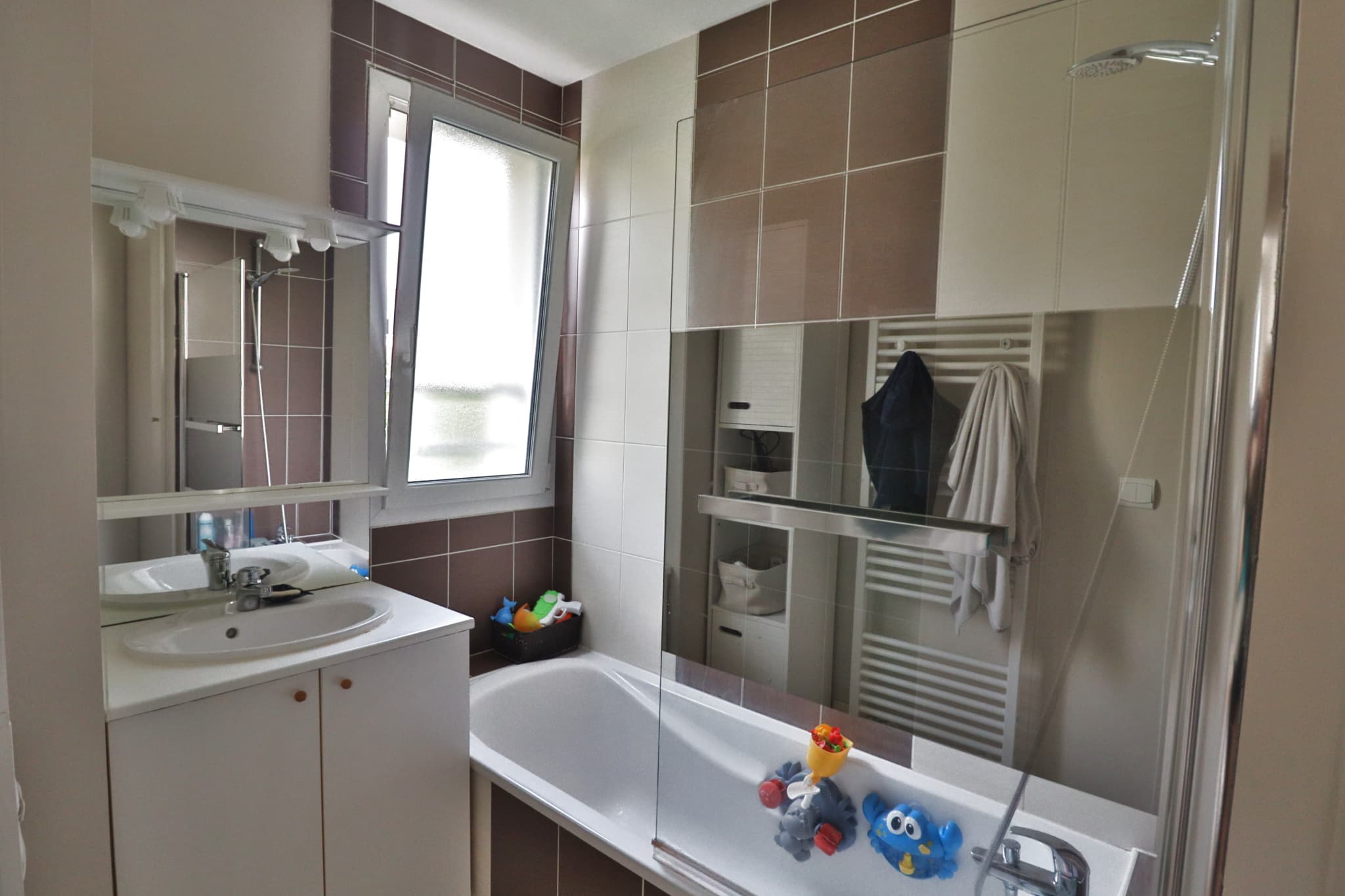 APPARTEMENT TYPE 3 SAINT ANDRE LES VERGERS RECENT — photo 5