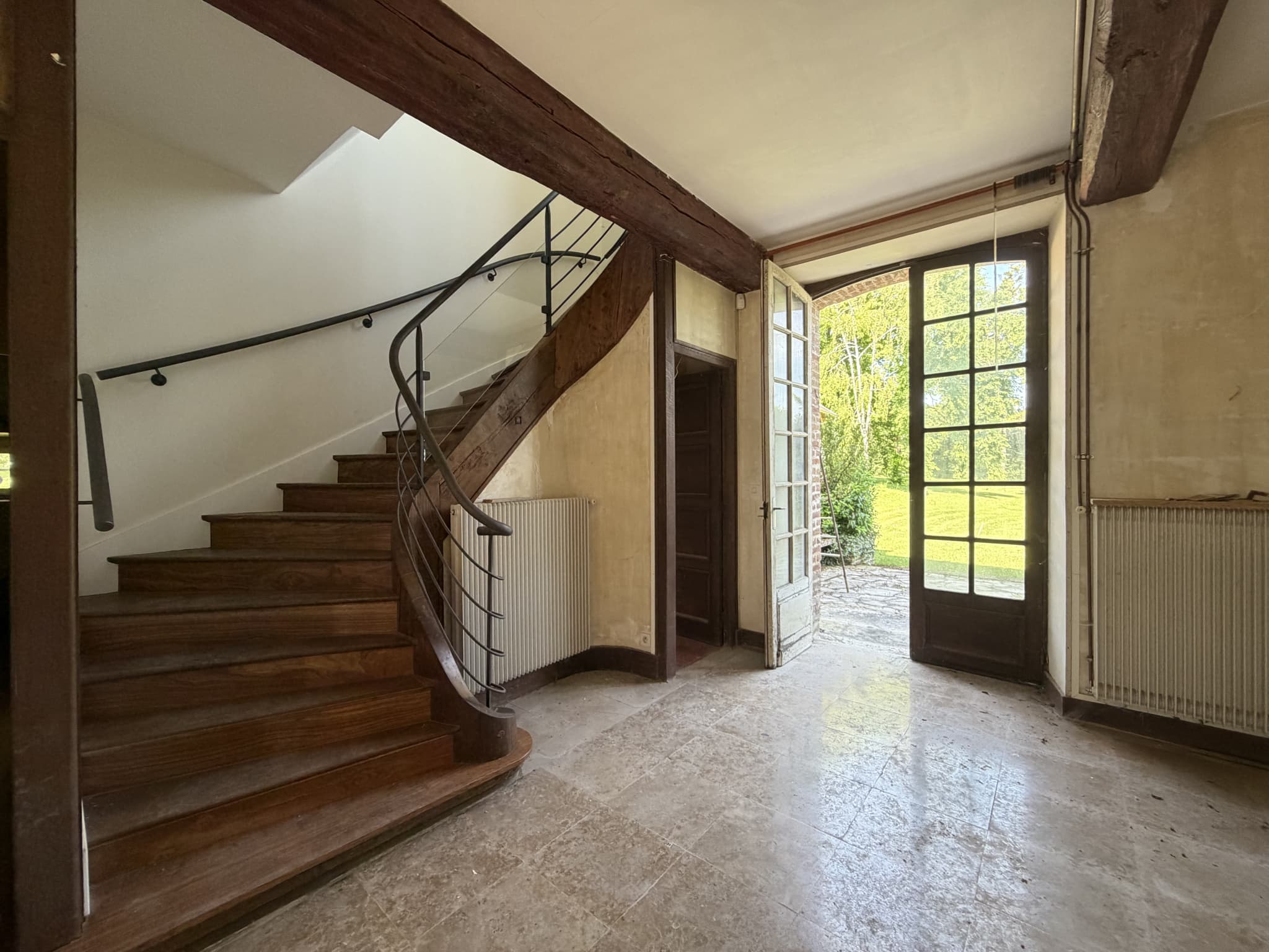 MAISON DE MAITRE - 7 PIECES - CRESANTIGNES — photo 6