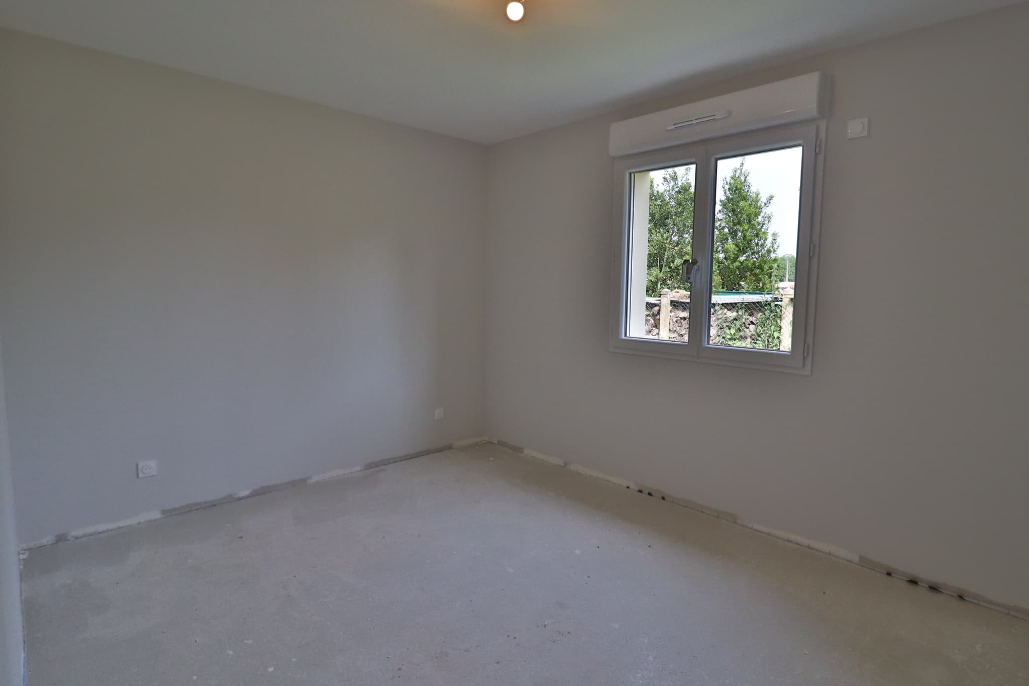 Maison Neuve RE2020 avec jardin clôturé — photo 4