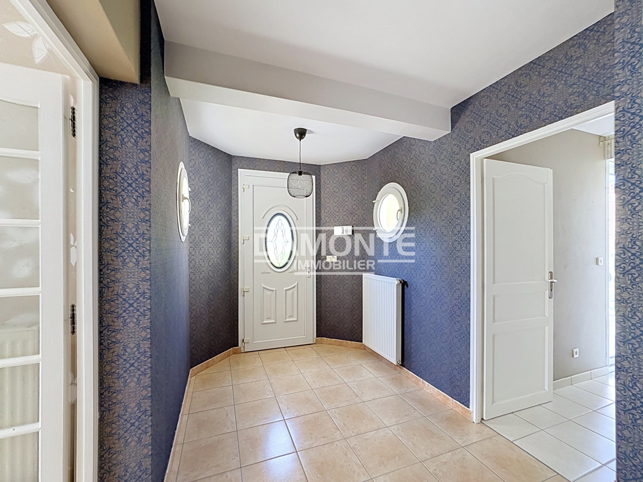 CHARMANTE PROPRIETE - SAINTE SAVINE — photo 4