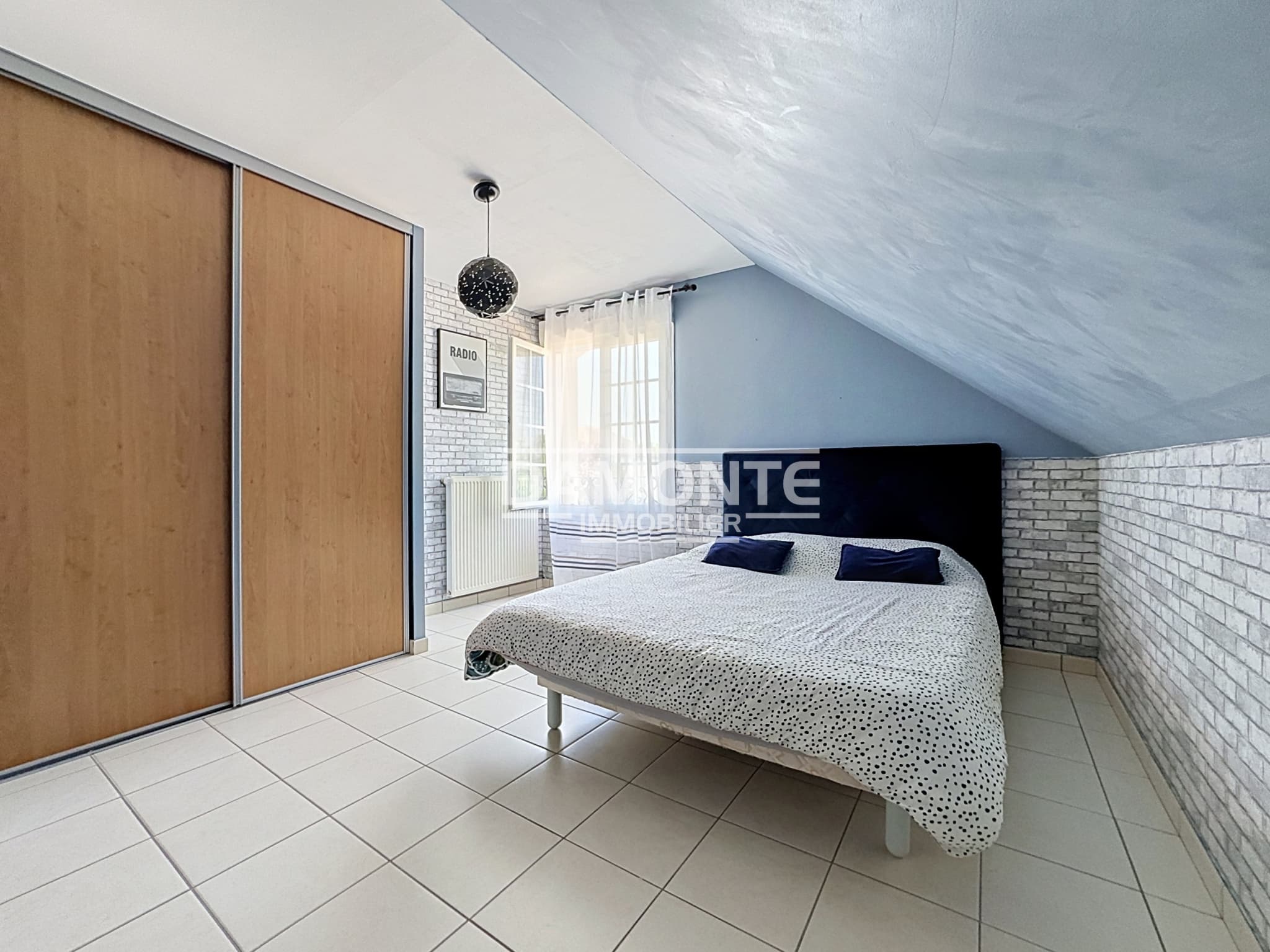 CHARMANTE PROPRIETE - SAINTE SAVINE — photo 10