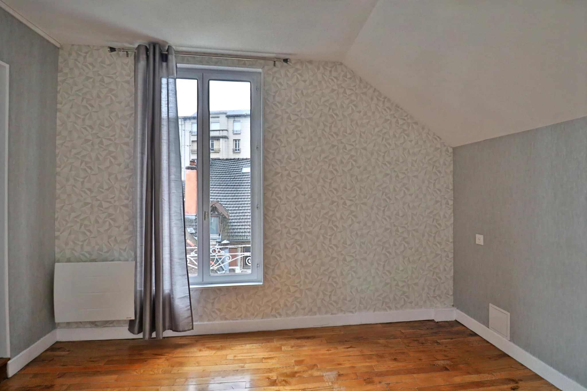 Appartement T2 36 m2 Centre-ville TROYES Lumineux