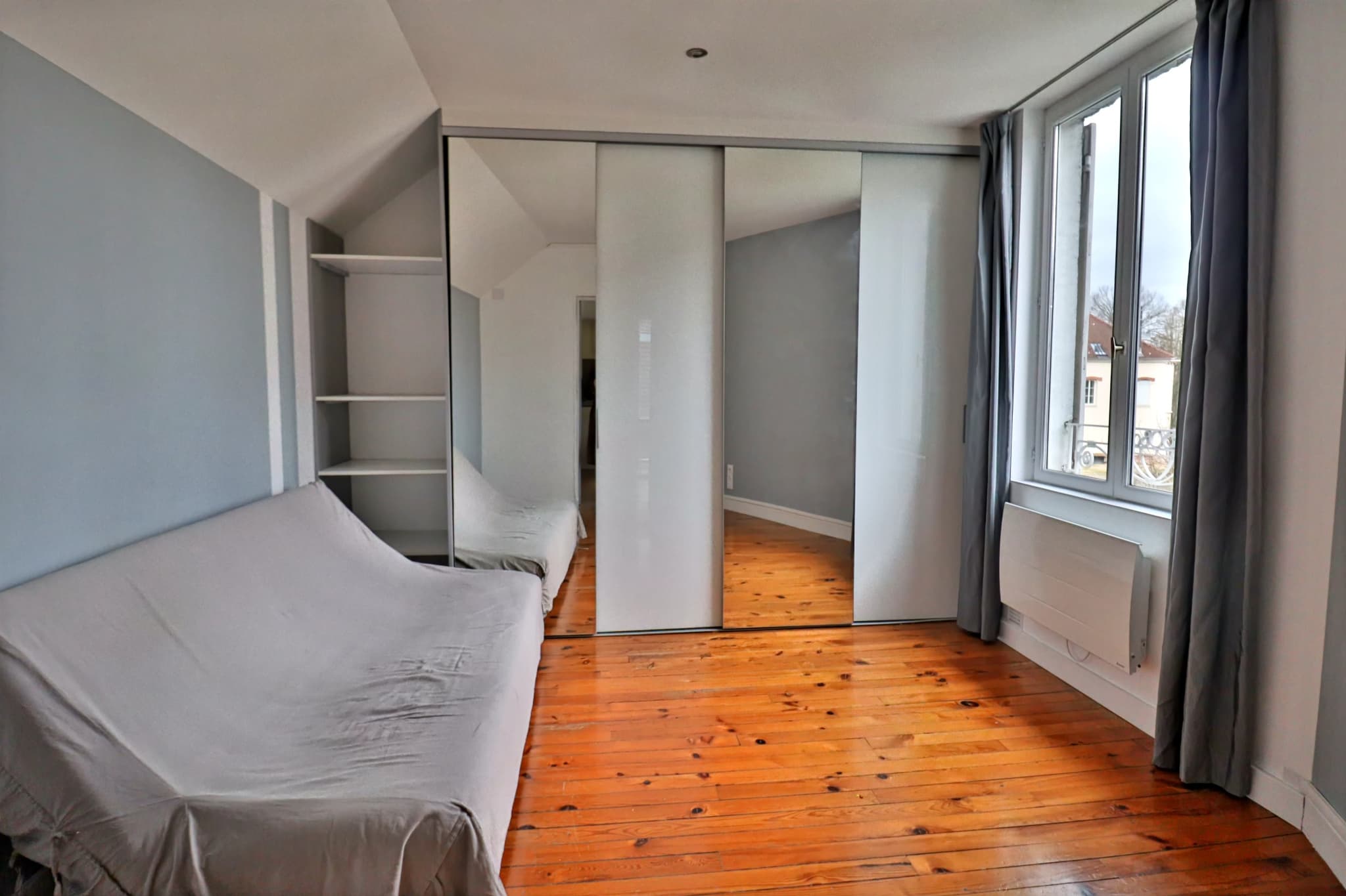 Appartement T2 36 m2 Centre-ville TROYES Lumineux — photo 1