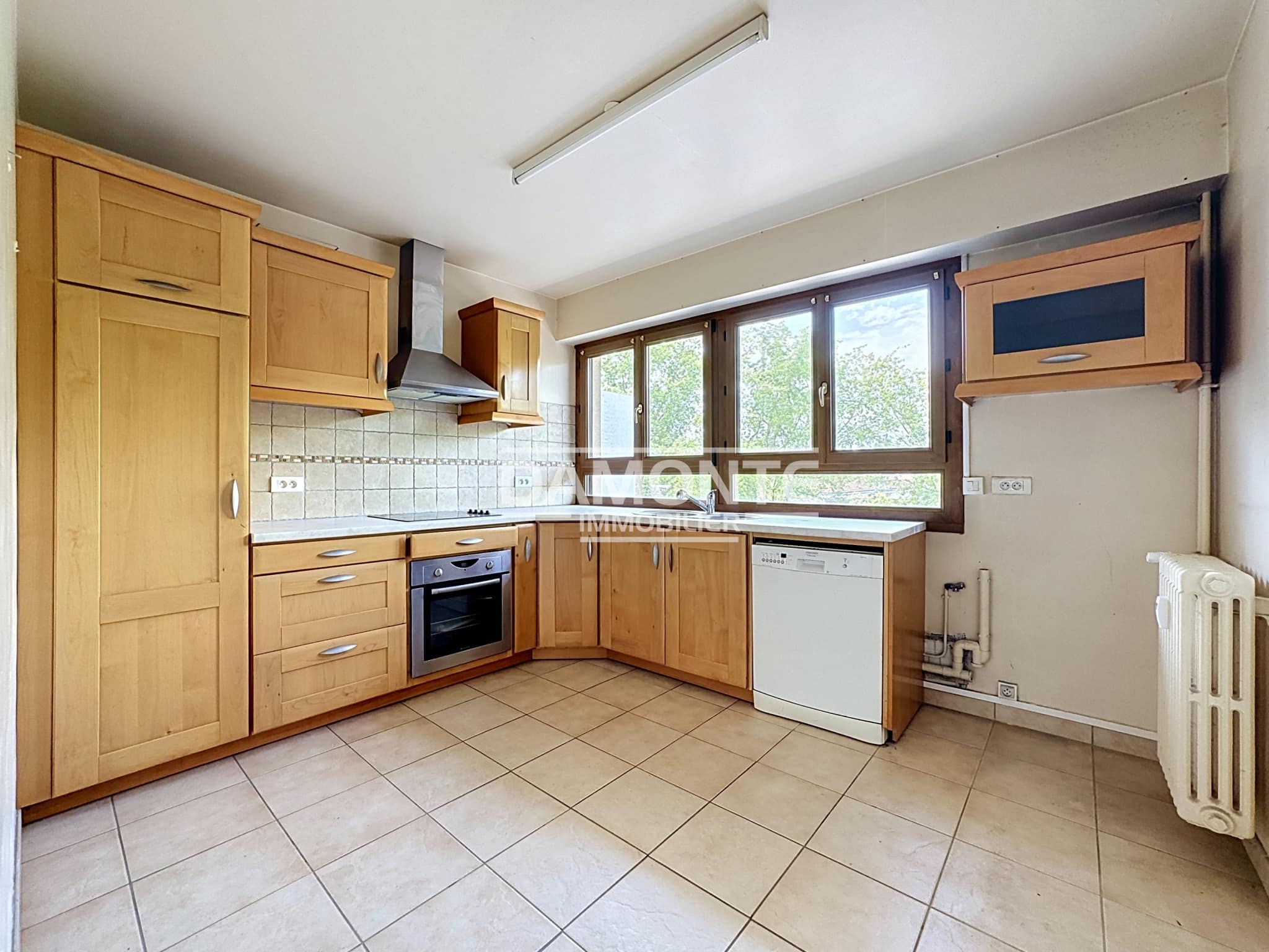Appartement à deux pas du centre-ville avec garage