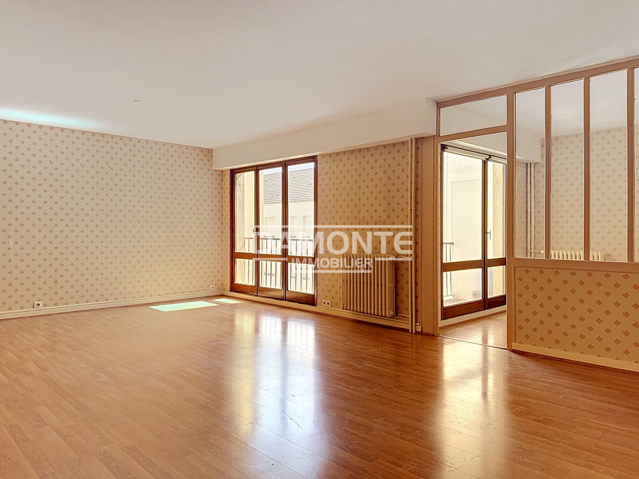 Appartement à deux pas du centre-ville avec garage — photo 1
