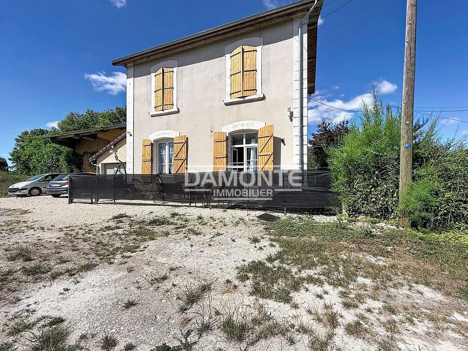 Maison 3 Chambres à POLISOT