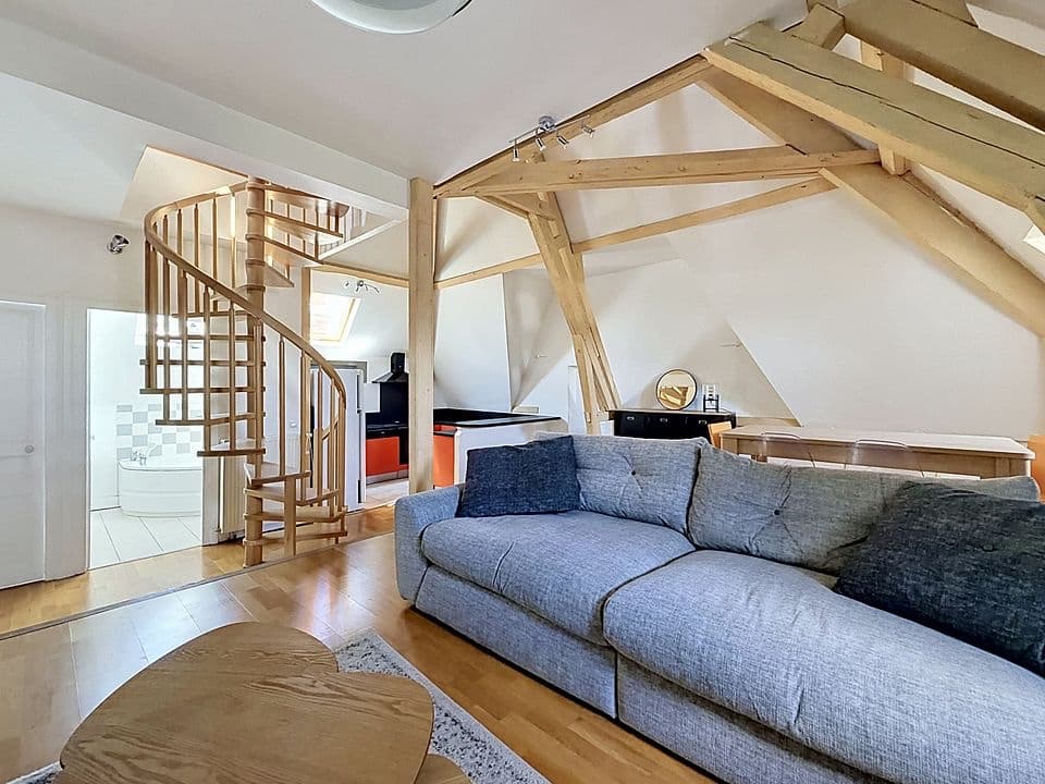 Troyes- Copropriété de Prestige - Appartement de Caractère de 79m2 — photo 11