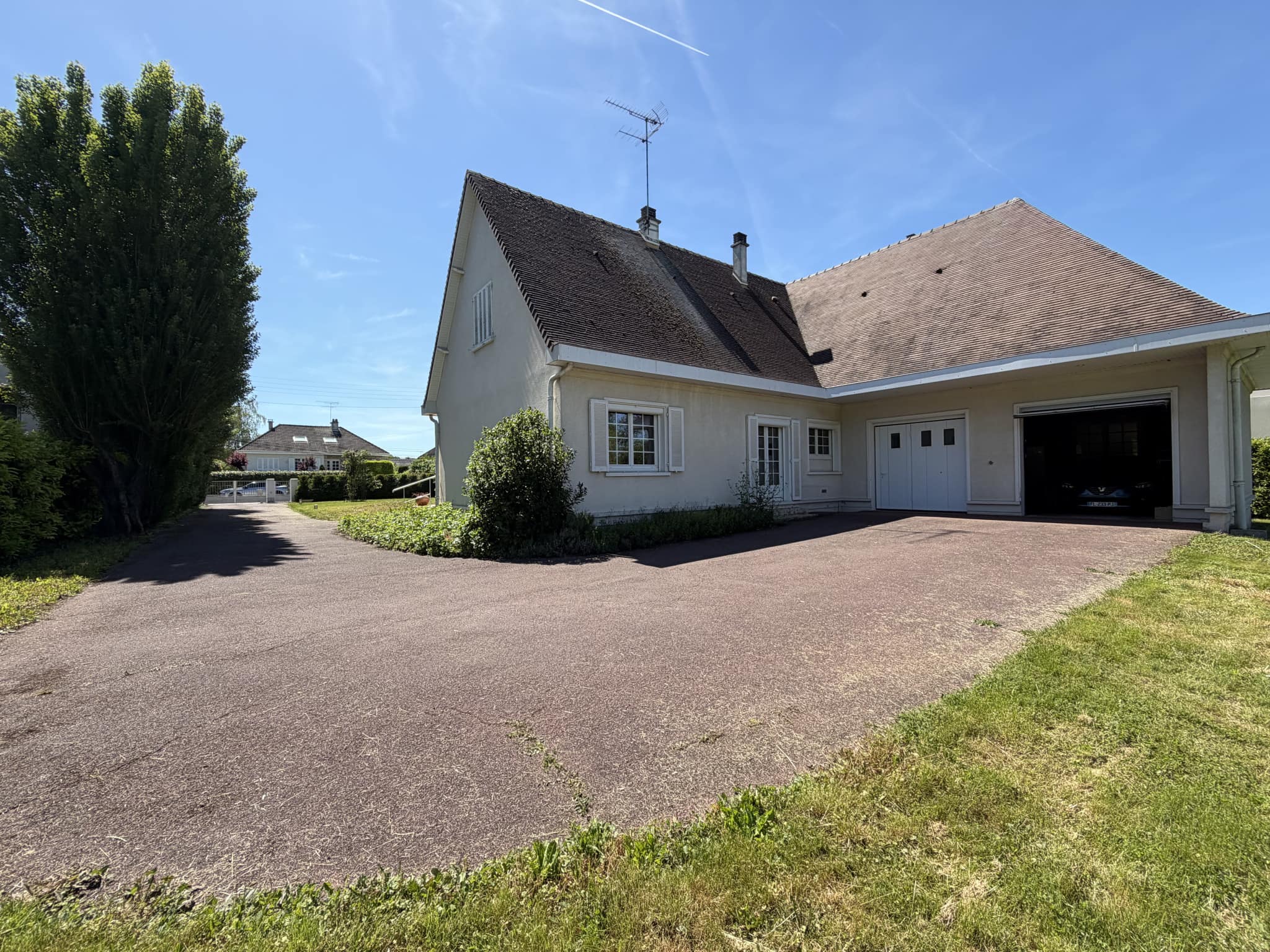 Propriété contemporaine de plain pied