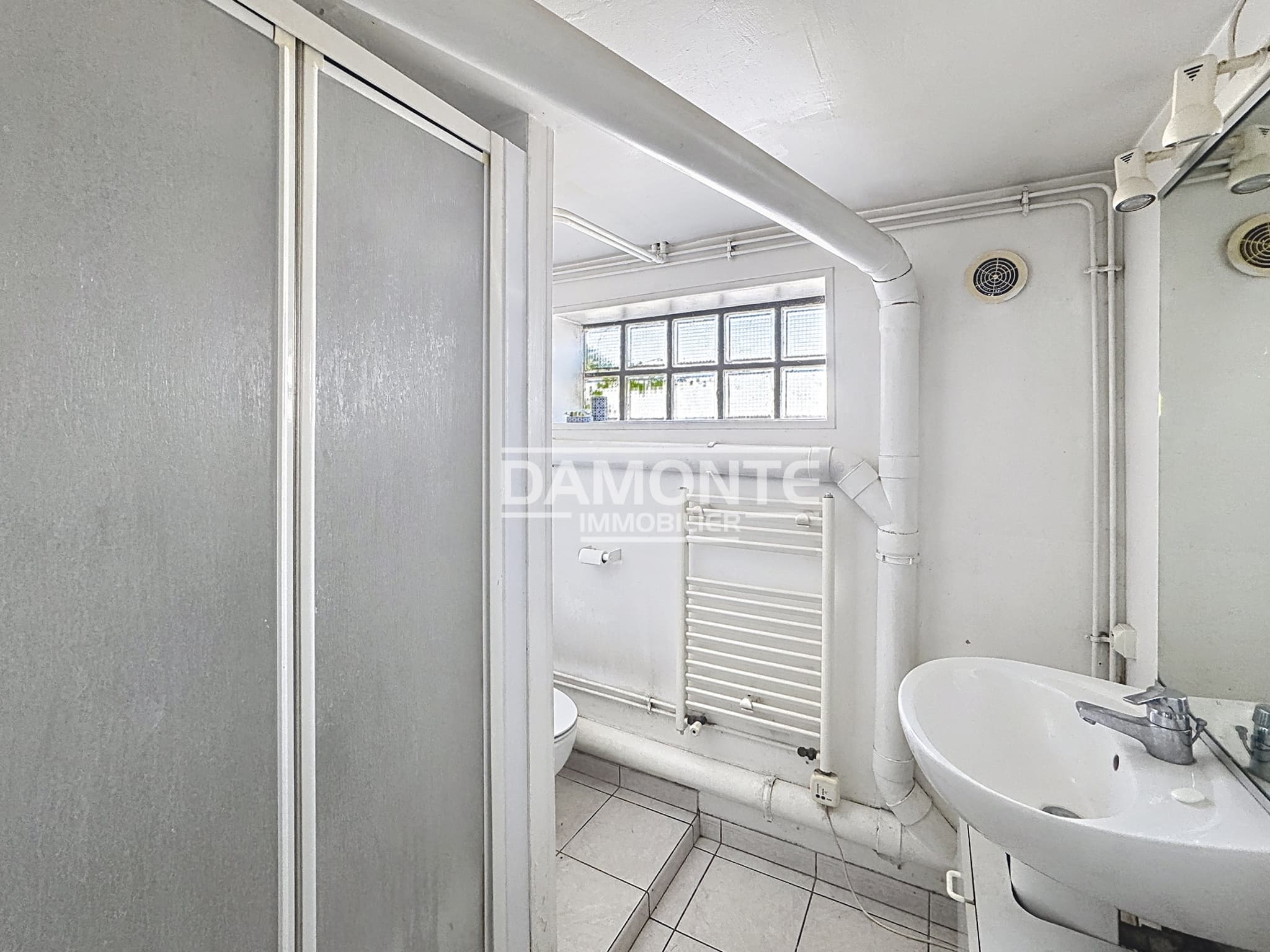 SAINT ANDRE LES VERGERS - MAISON 4 CHAMBRES — photo 12
