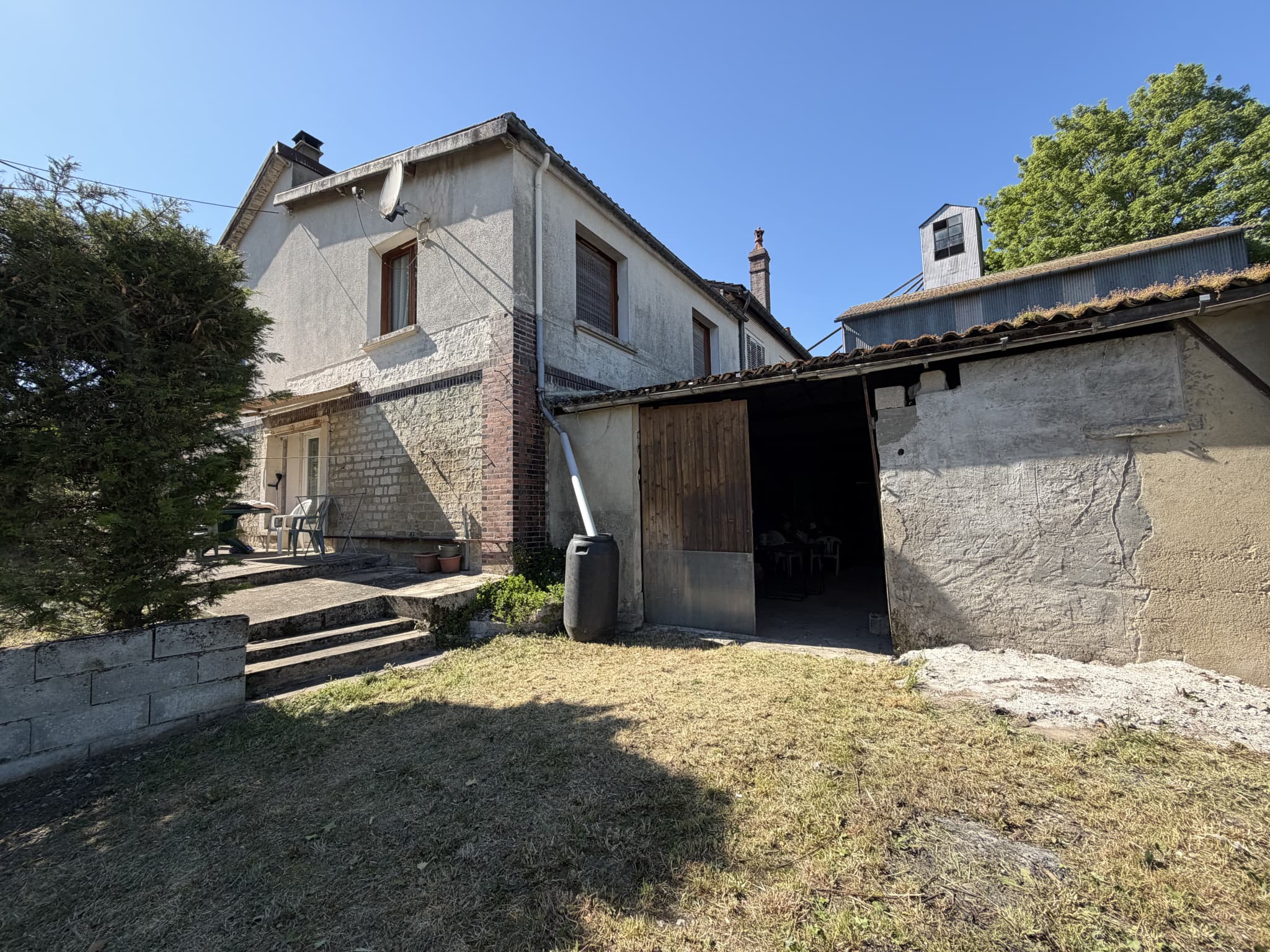SAINT FLORENTIN - MAISON T9 — photo 10
