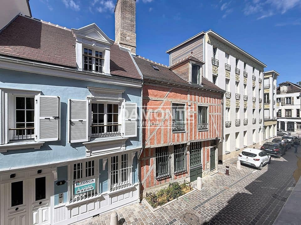 Maison centre ville - Paillot de Montabert