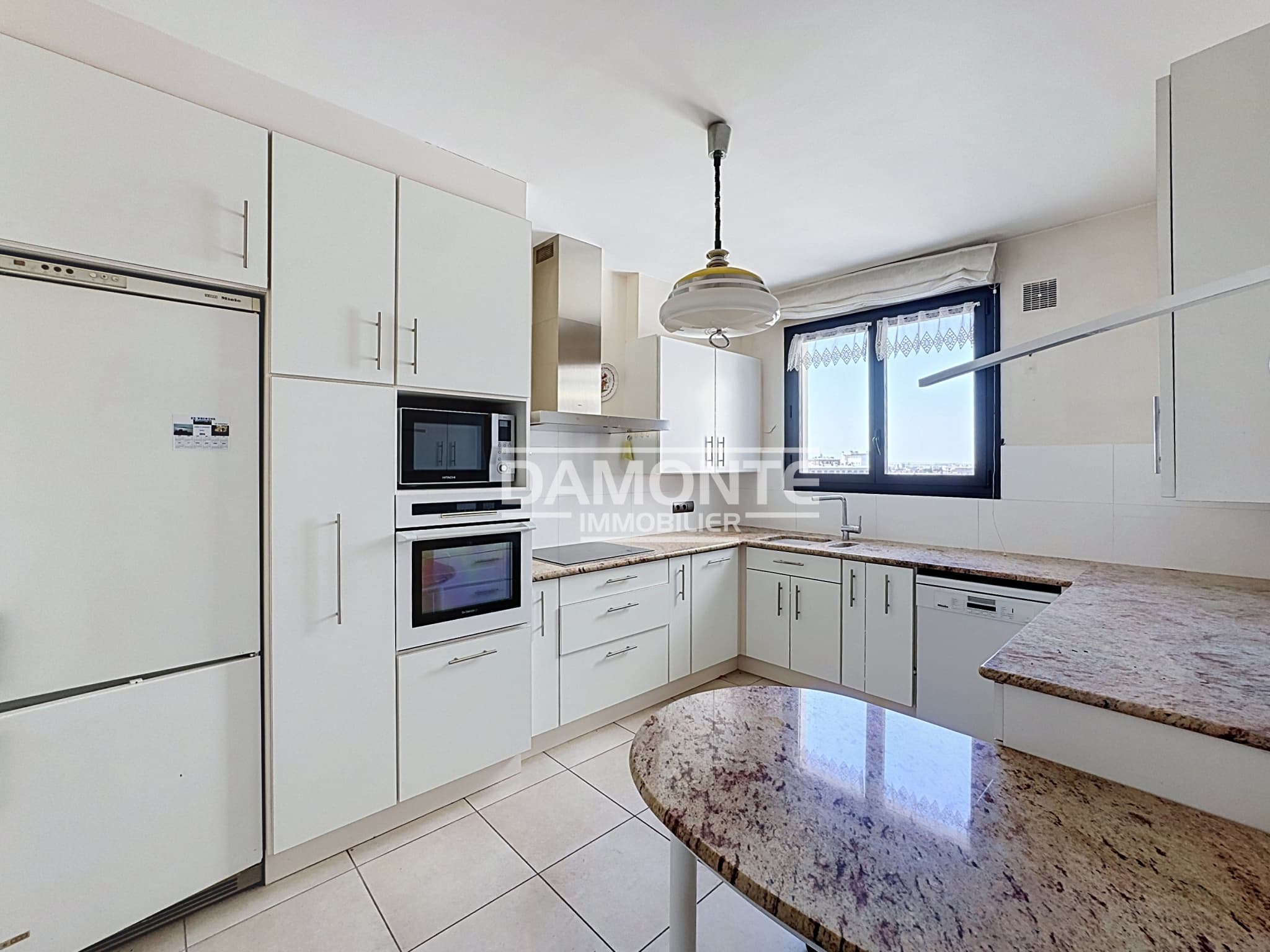APPARTEMENT DE STANDING- SECTEUR TROYES GARE — photo 8