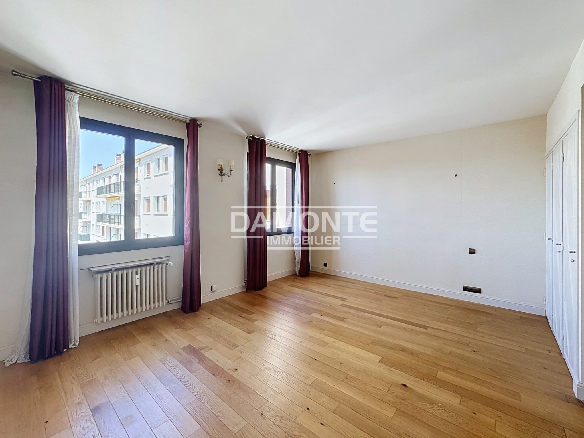 APPARTEMENT DE STANDING- SECTEUR TROYES GARE — photo 12