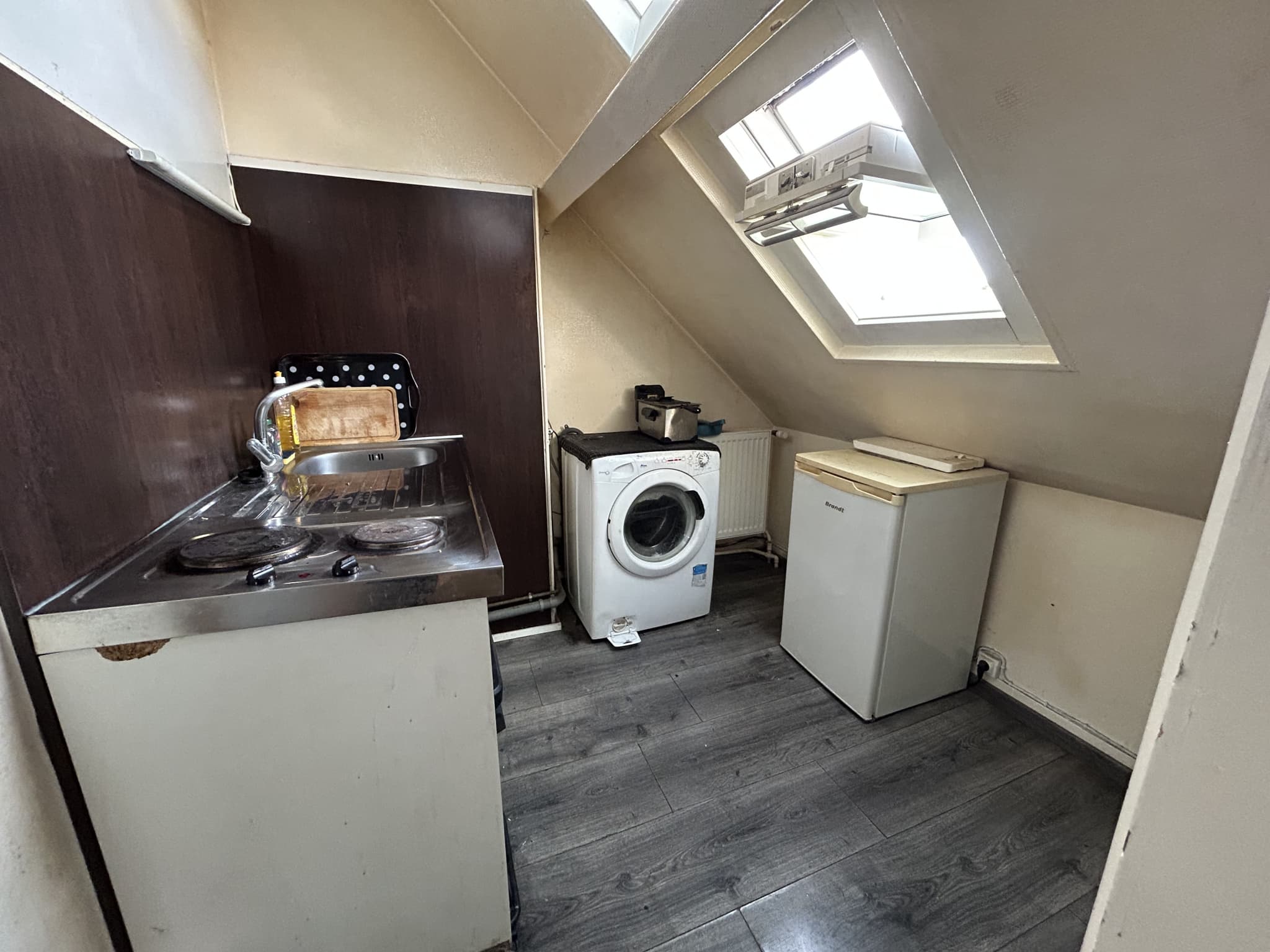 STUDIO INVESTISSEMENT LOCATIF JARDIN PRIVATIF — photo 4