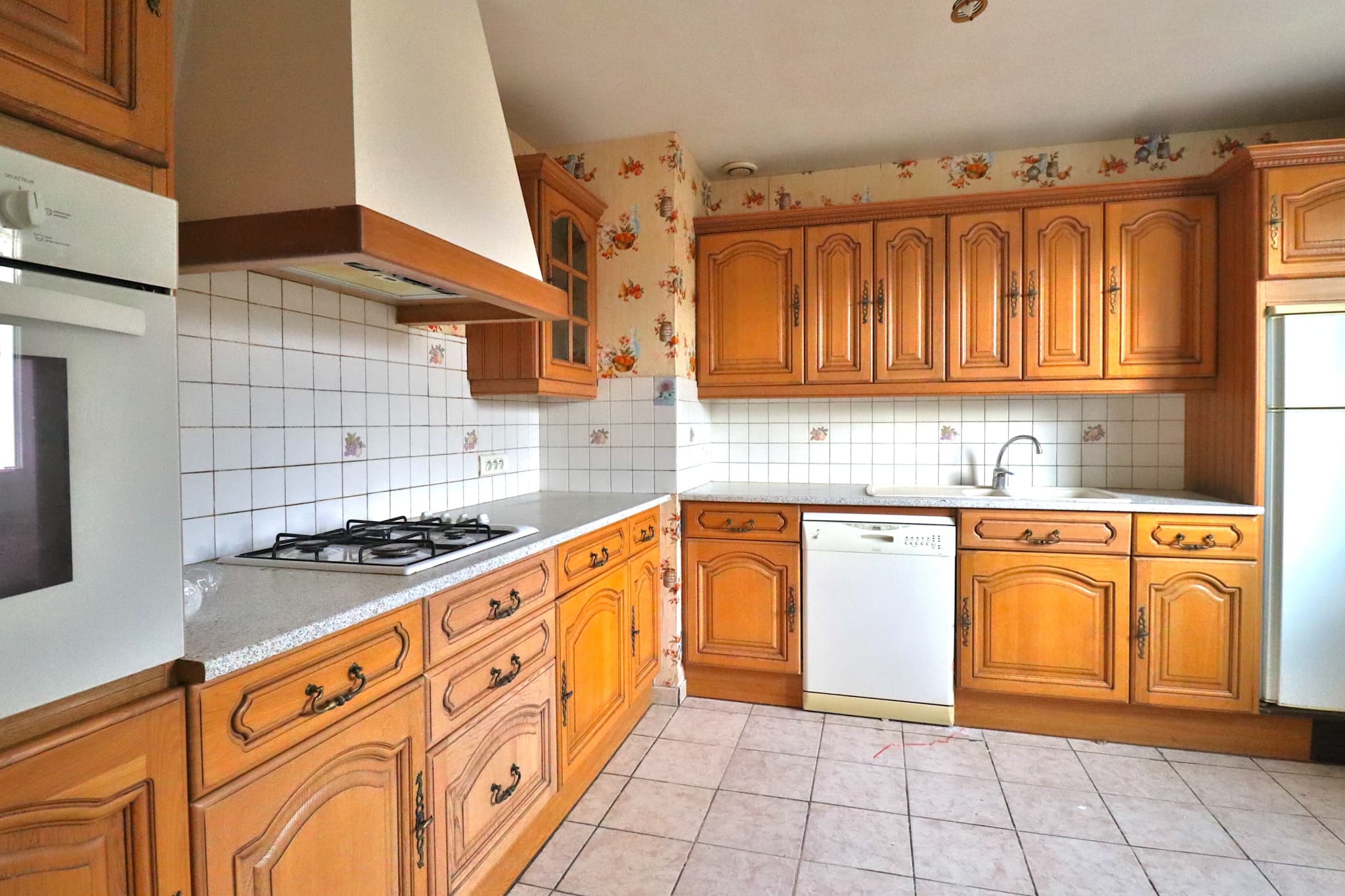 Maison 98 m2 Villacerf 4 chambres, jardin 652 m2, garage, secteur calme — photo 3