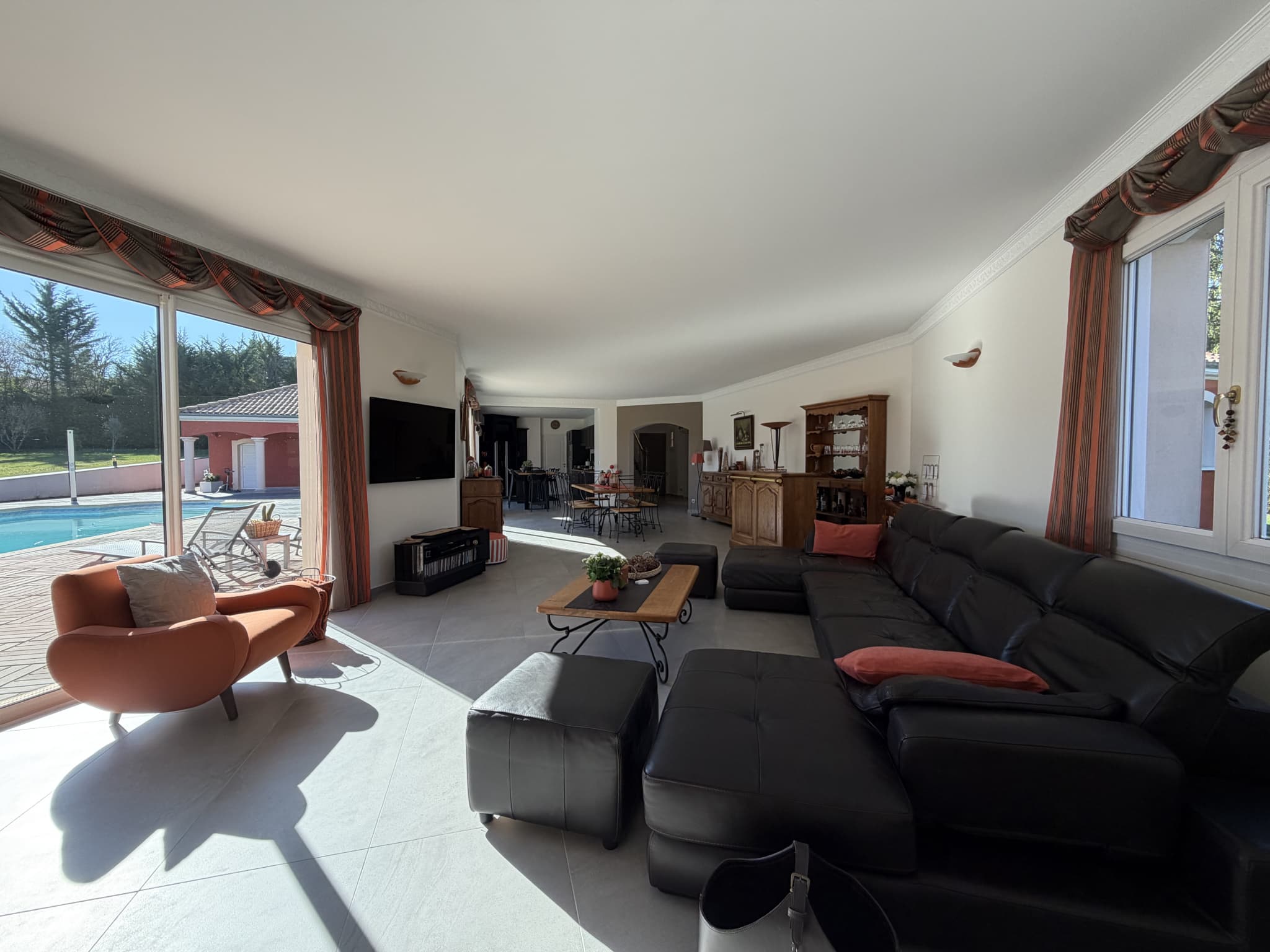 NOUVEAUTE EN EXCLUSIVITE - VILLA - 330 m2 — photo 4