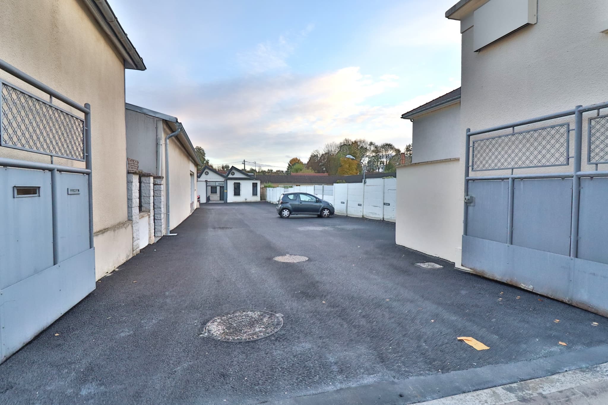 Place de Parking Sainte-Savine — photo 3