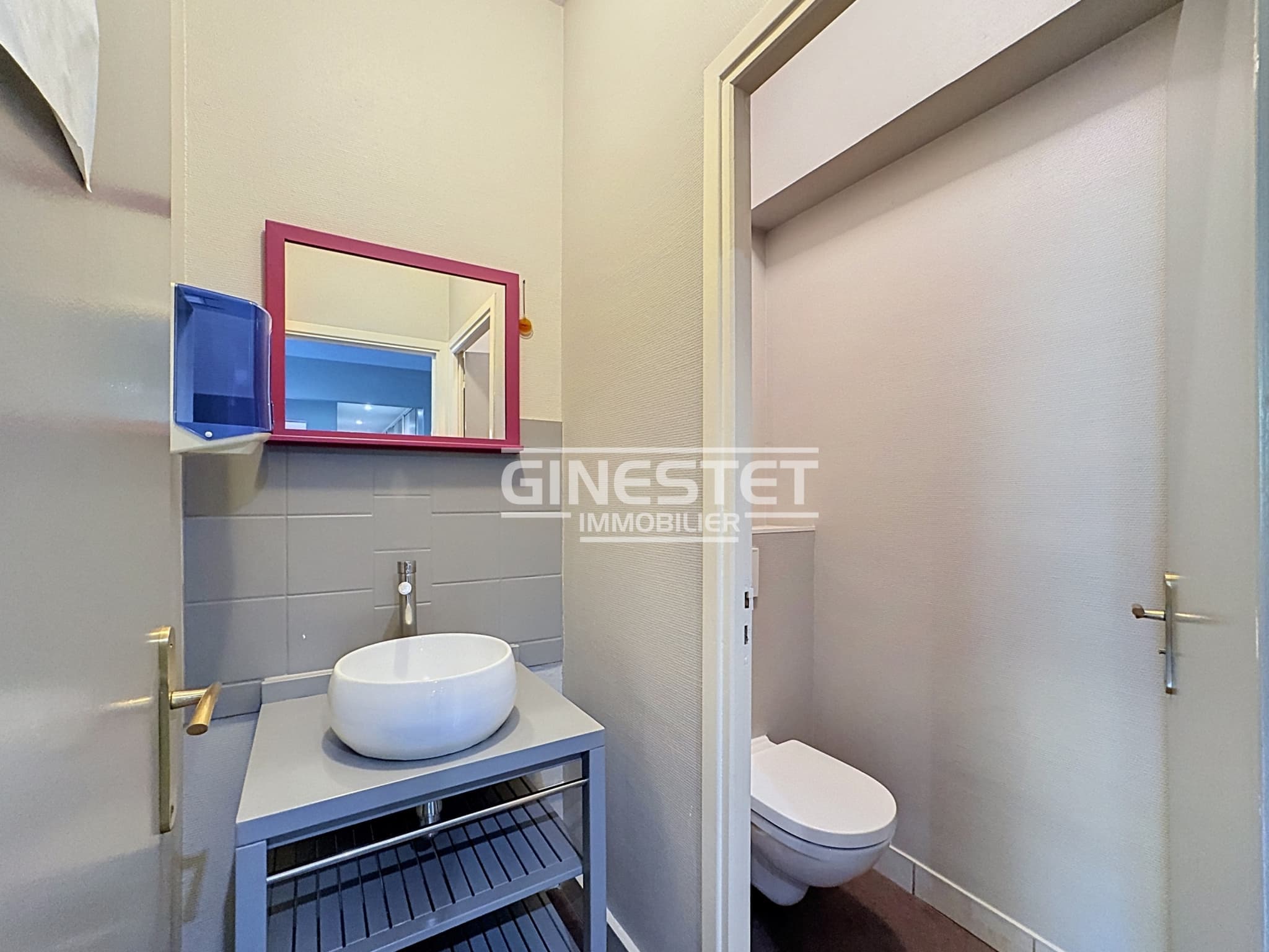 TROYES - CENTRE VILLE - LOCAL PROFESSIONNEL — photo 7