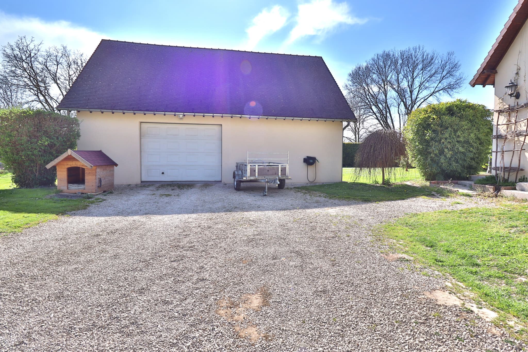 Charmante maison traditionnelle, 4 chambres, double garage et piscine chauffée 11x5m. — photo 12