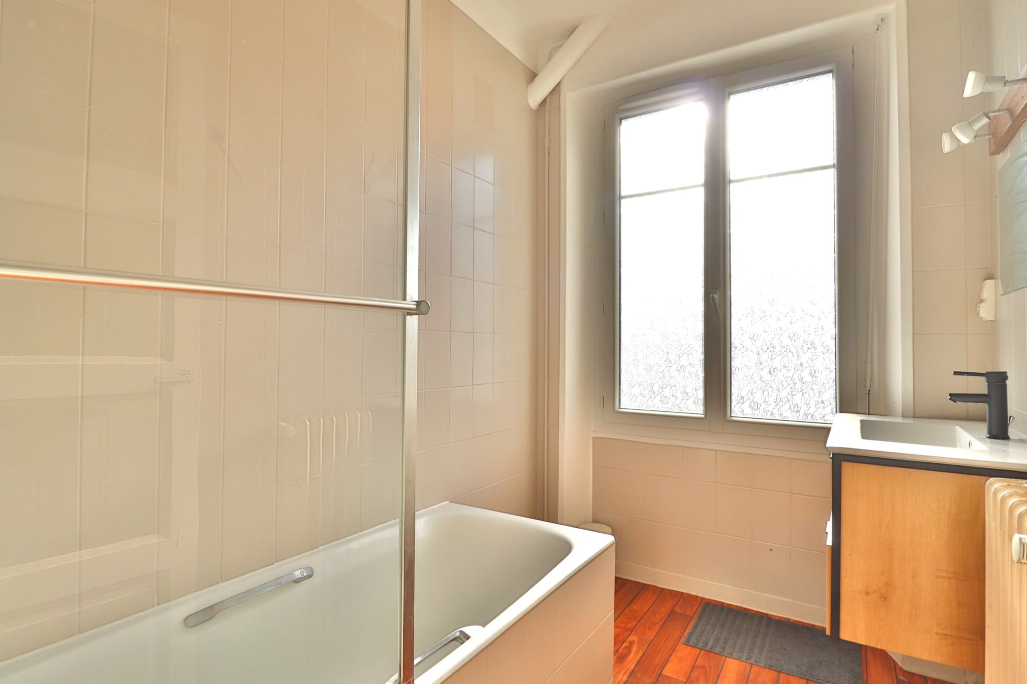 TROYES - HYPER CENTRE - T5 MEUBLE — photo 7