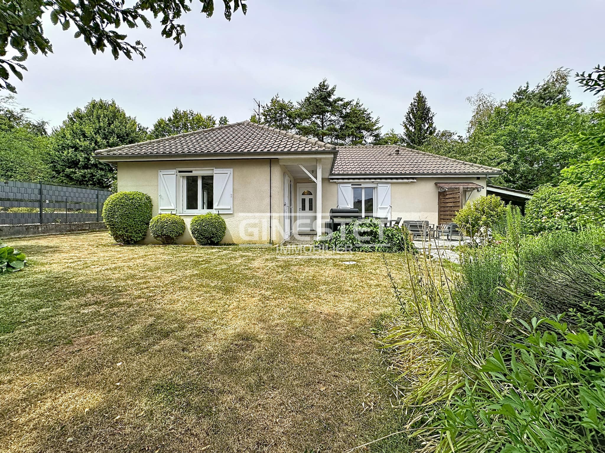 BREVIANDES maison plain-pied 98 m2, 3 chambres, 800m2 de terrain