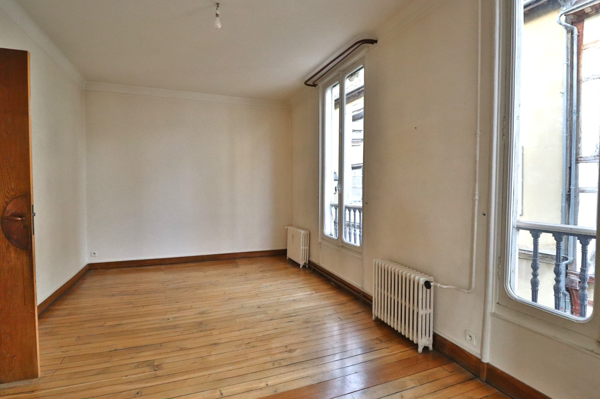 TROYES, maison 260m2 usage mixte avec local pro au RDC. — photo 9