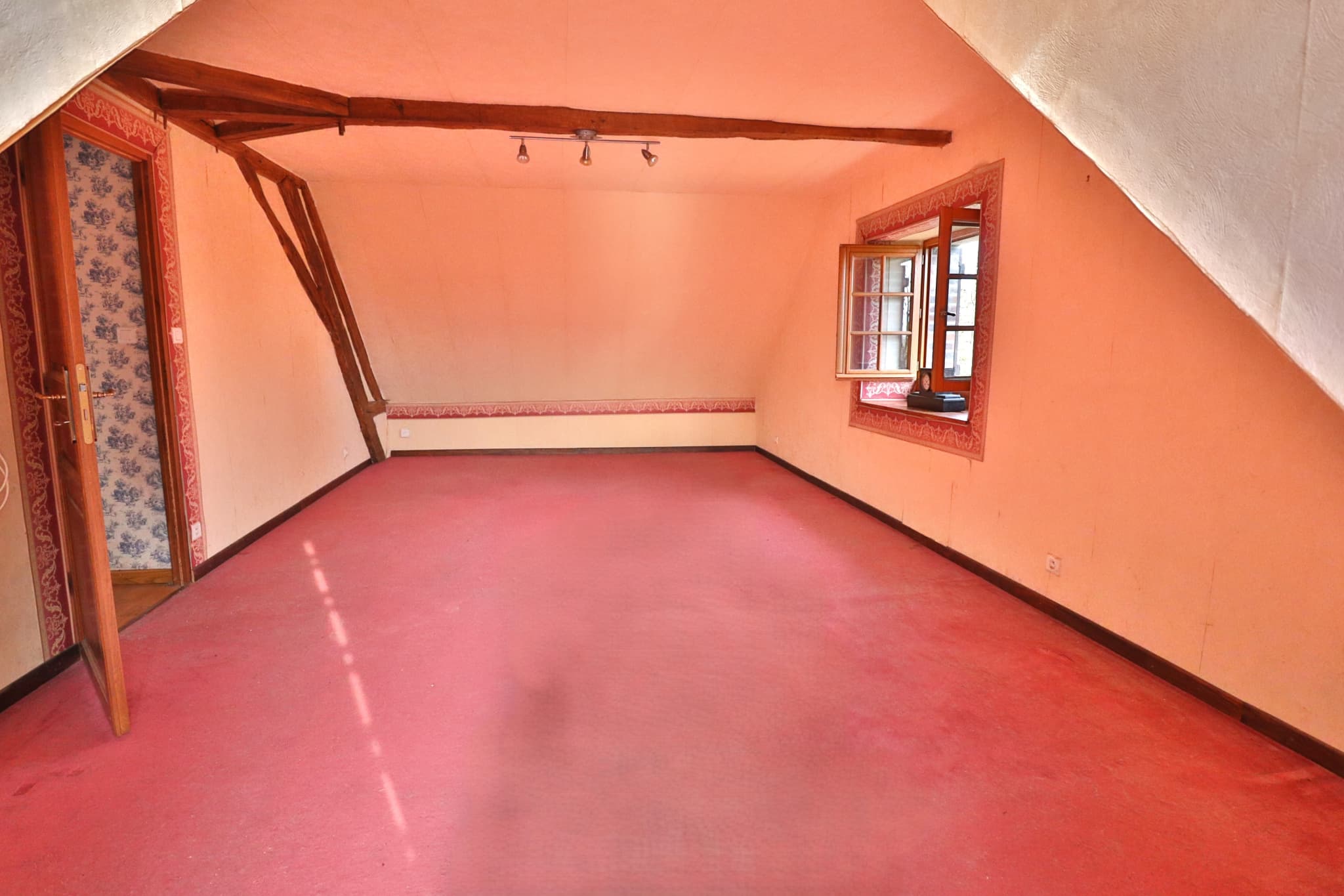 CHAOURCE - BELLE MAISON AVEC TERRAIN, PISCINE, DEPENDANCES — photo 10