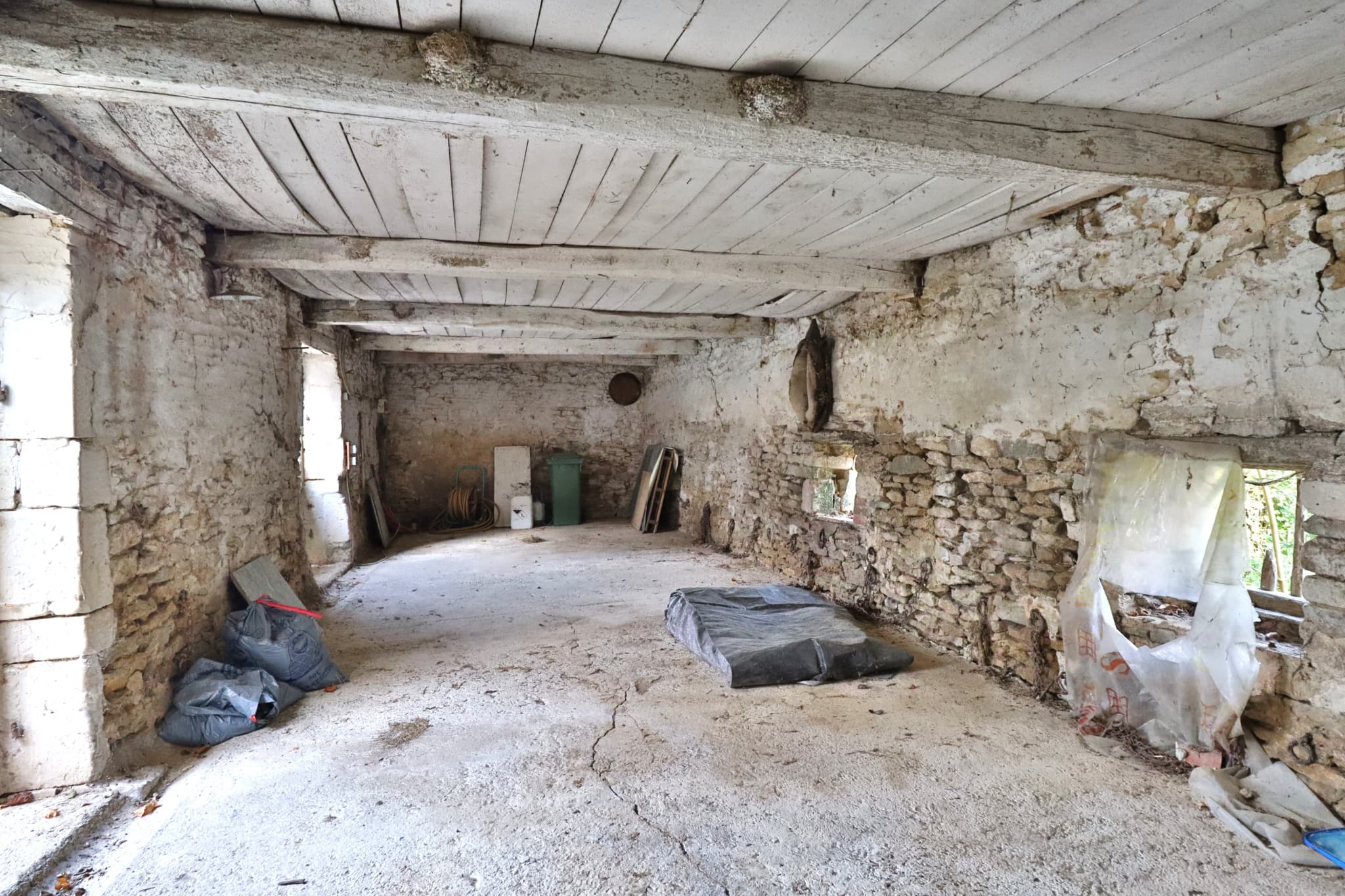 CHAOURCE - BELLE MAISON AVEC TERRAIN, PISCINE, DEPENDANCES — photo 14