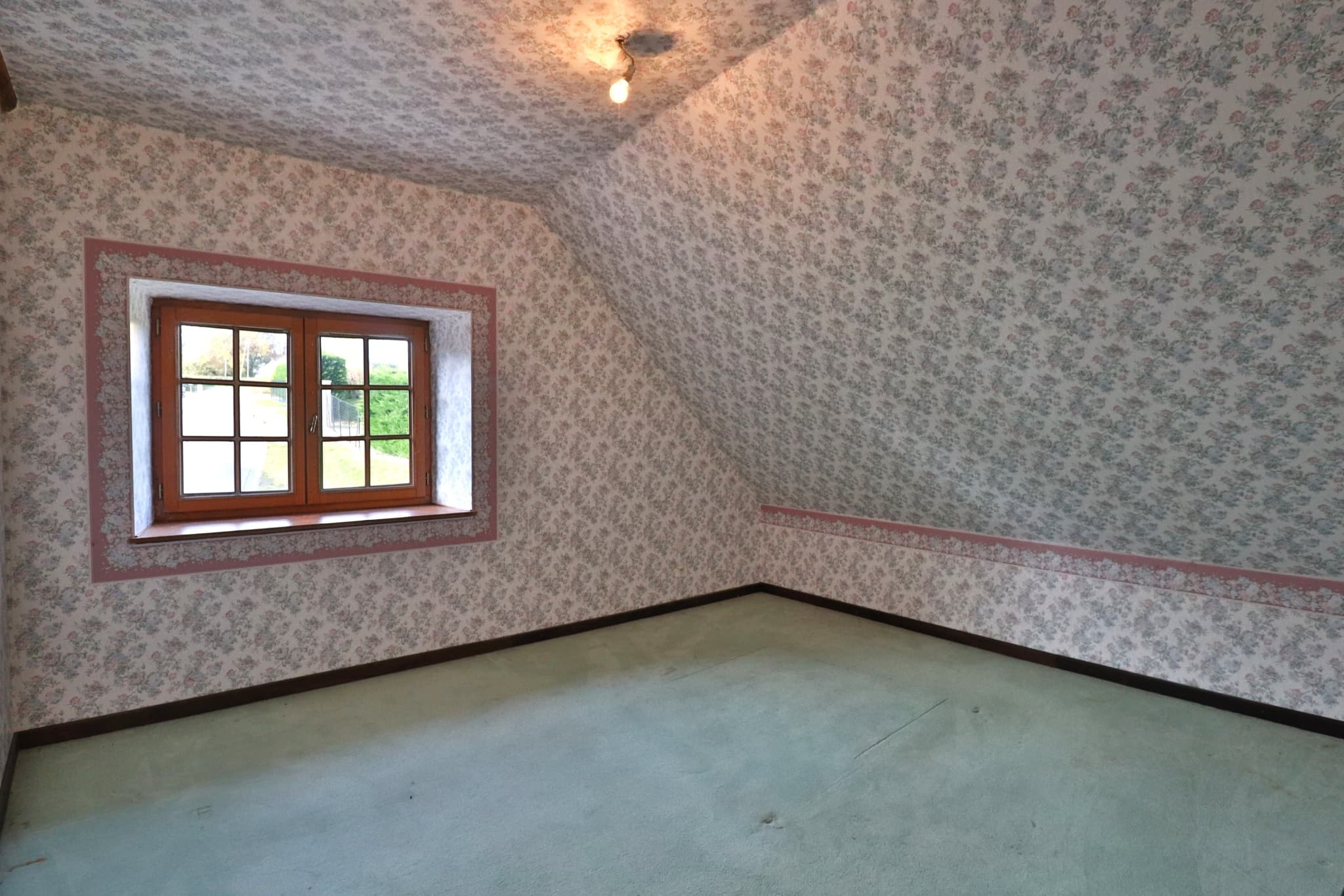 CHAOURCE - BELLE MAISON AVEC TERRAIN, PISCINE, DEPENDANCES — photo 12