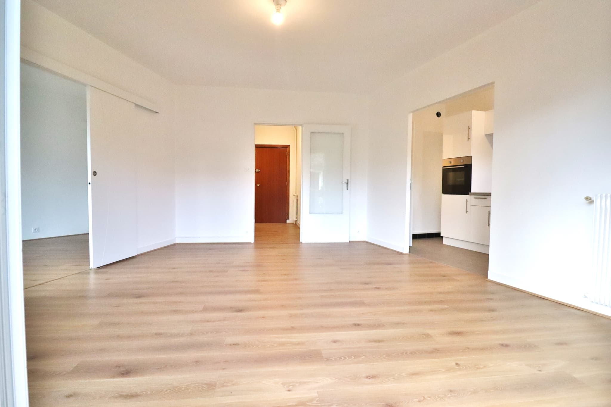 Troyes, Appartement T2, refait à neuf dans résidence pour séniors — photo 5
