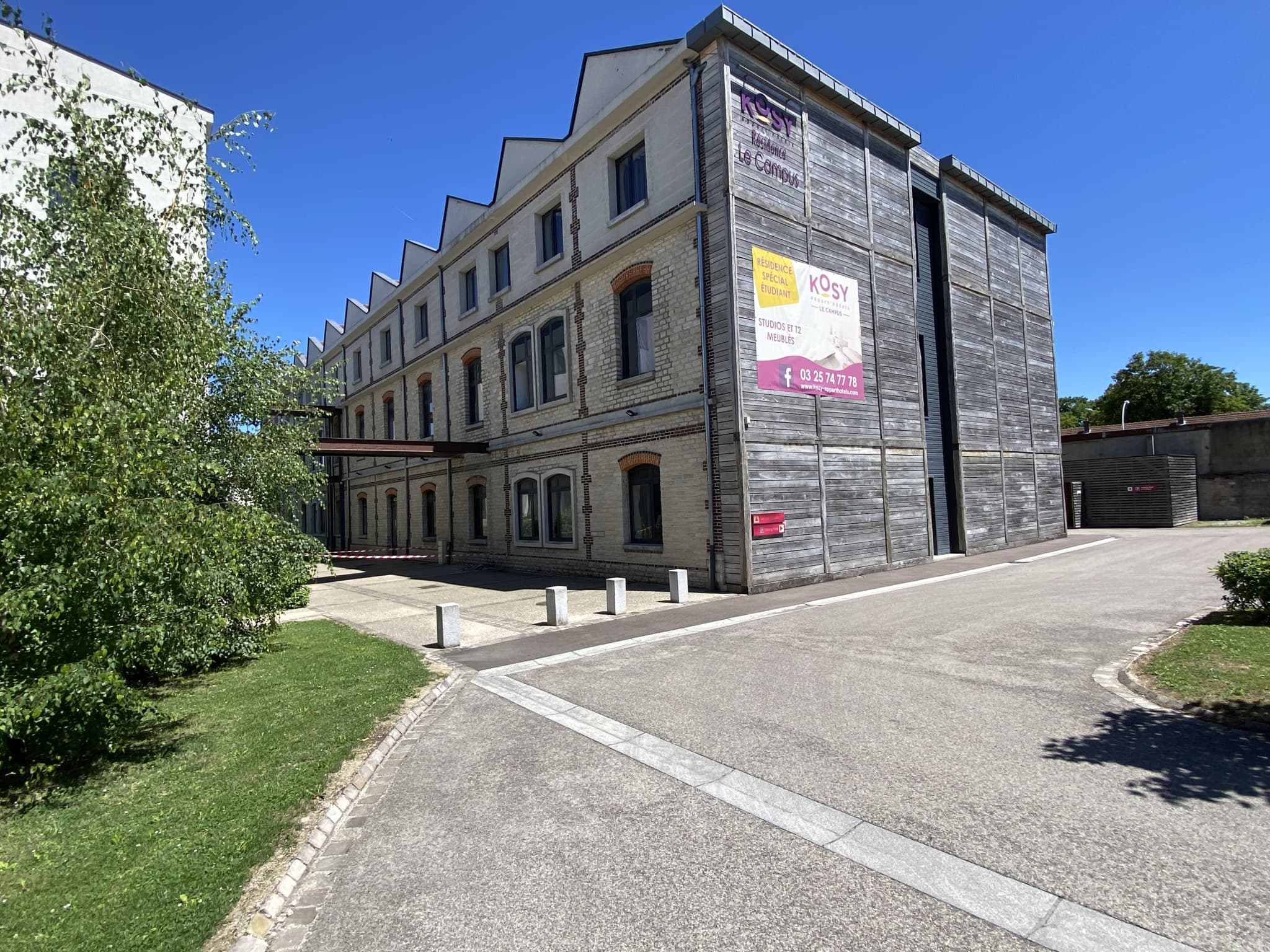 TROYES — photo 1