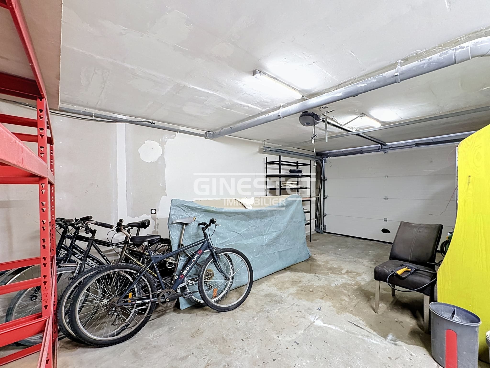 CULOISON, Villa 348m2, 4 chambres, un appartement de 54m2 et piscine intérieure. — photo 21