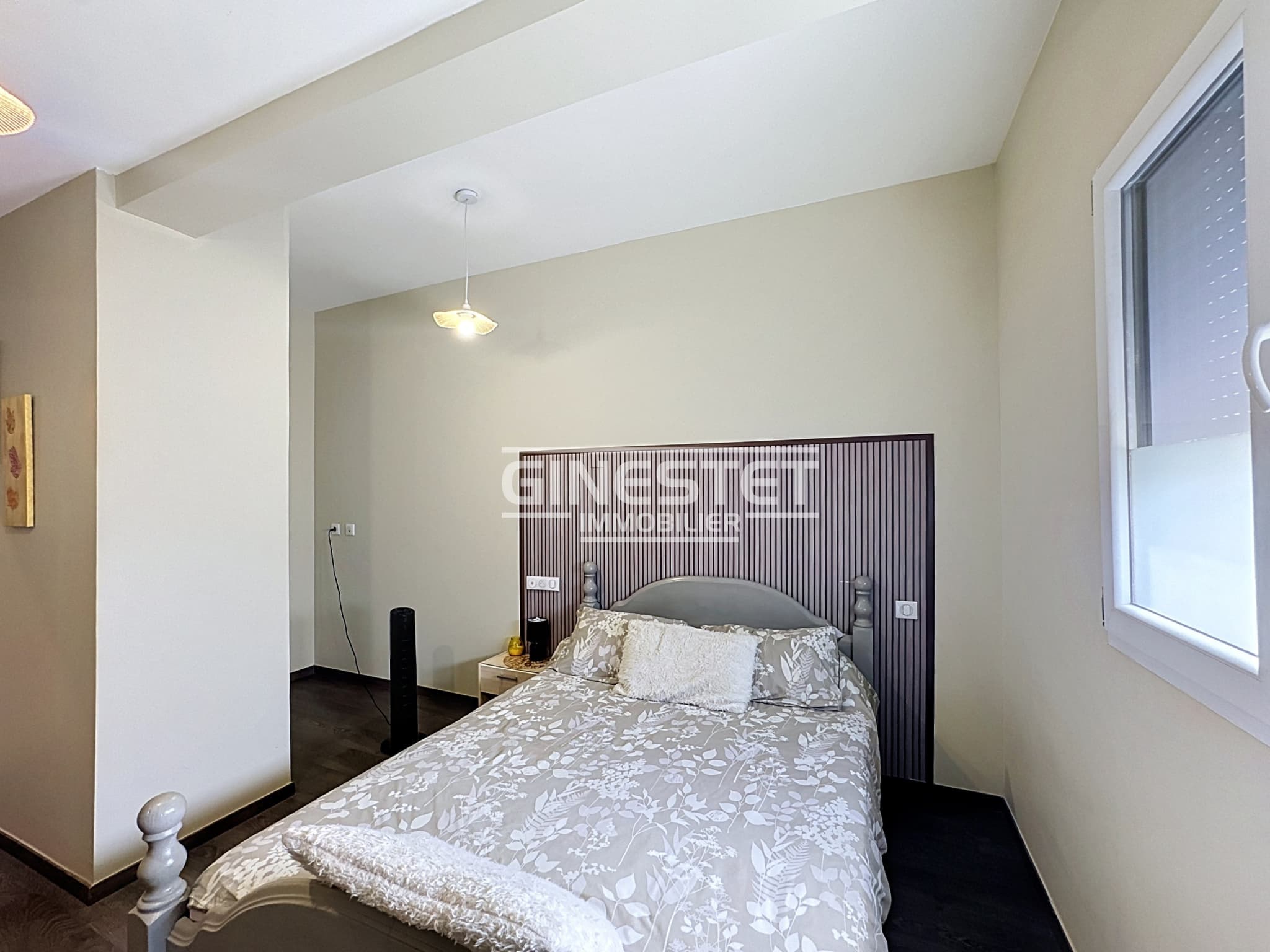 CULOISON, Villa 348m2, 4 chambres, un appartement de 54m2 et piscine intérieure. — photo 13