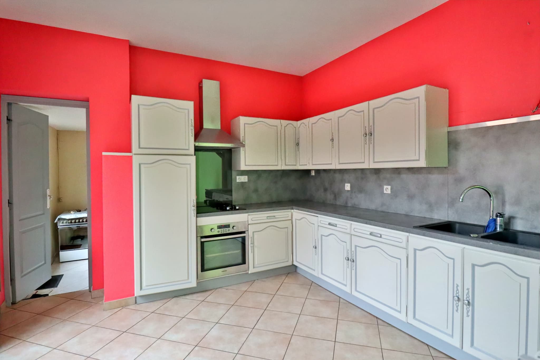 Maison pleine de charme en pierre 222 m2 de confort et de lumière dans un cadre paisible — photo 1