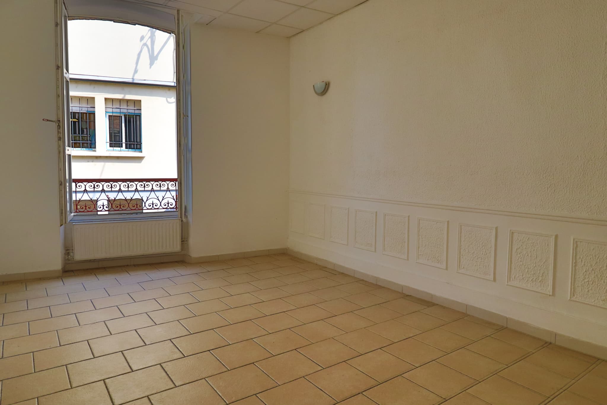 Immeuble idéalement situé dans un secteur attractif — photo 17