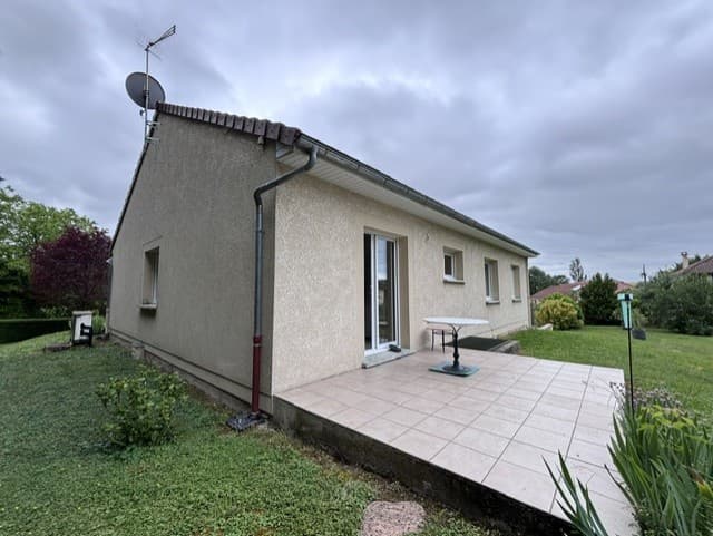 Maison 3 chambres Construction Siporex Terrain 1 406 m2 DPE C — photo 2