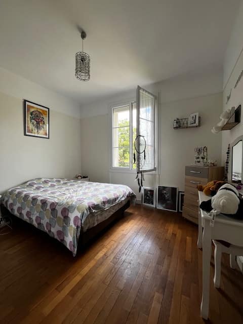 Appartement familial 4 chambres 102 m2 Garage, balcon et terrasse