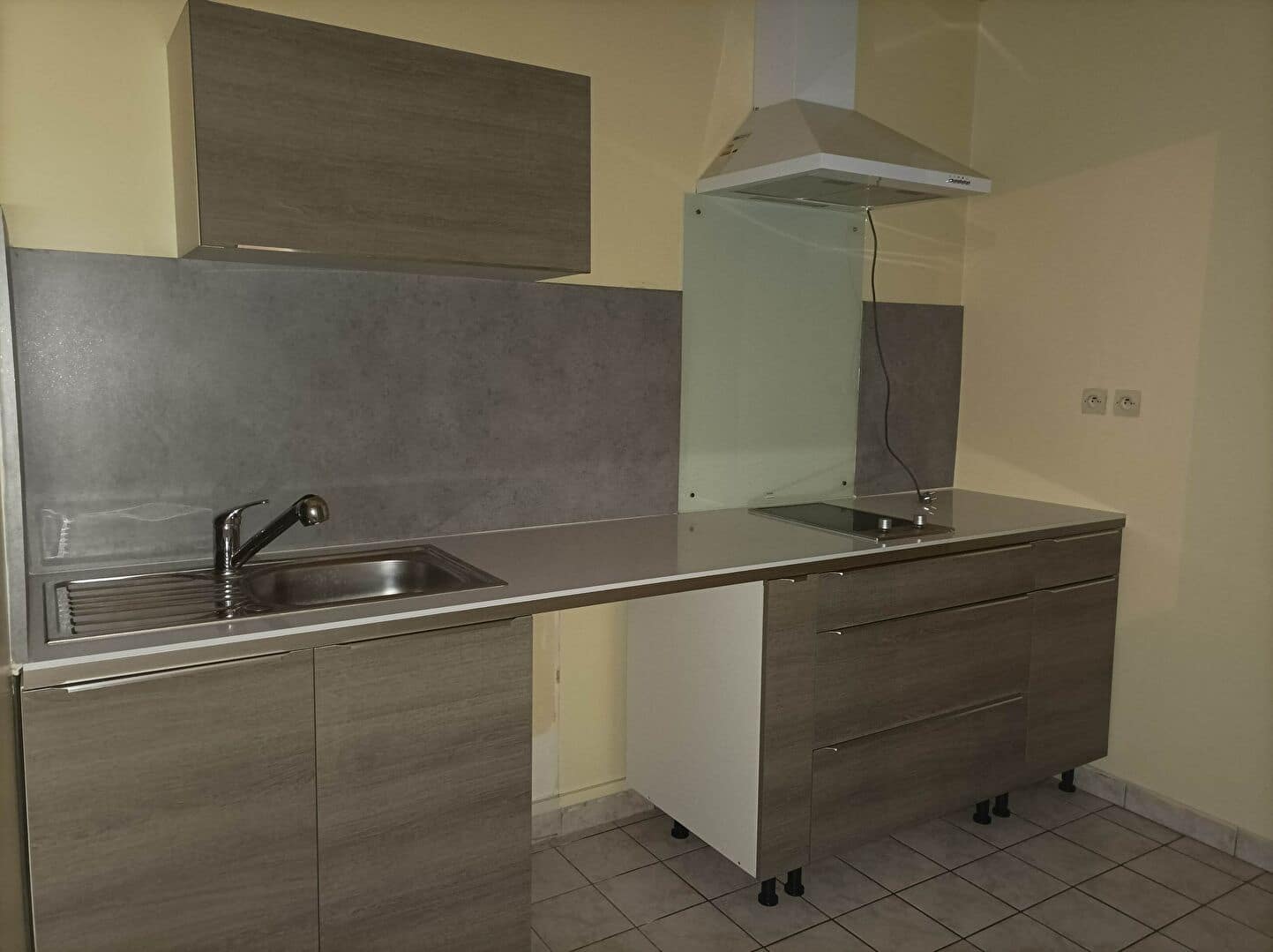 LOCATION STUDIO CHALONS EN CHAMPAGNE REF G347
