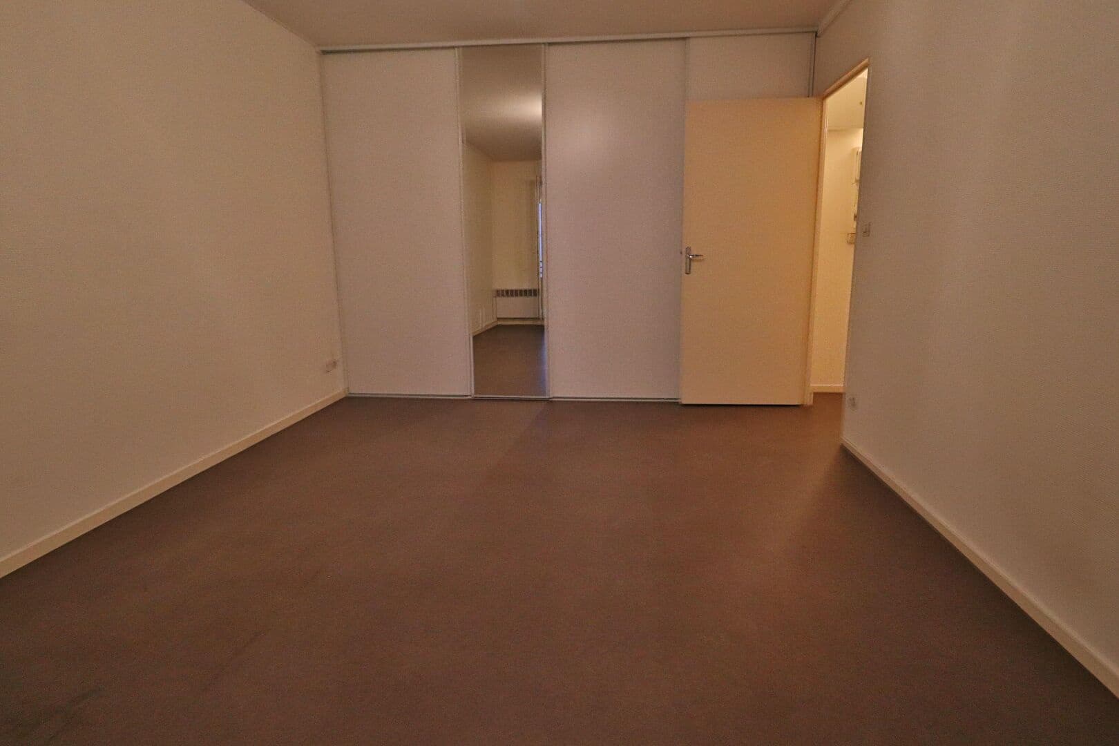 LOCATION STUDIO CHALONS EN CHAMPAGNE REF G347 — photo 6