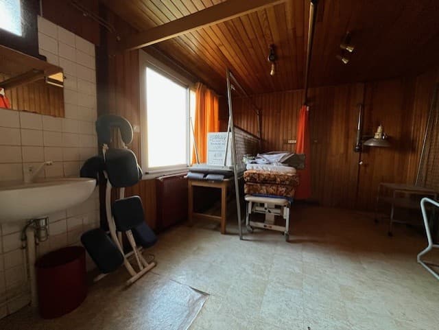 Immeuble de rapport 330 m2 Maison + T5 + Local professionnel Fort potentiel ! — photo 13