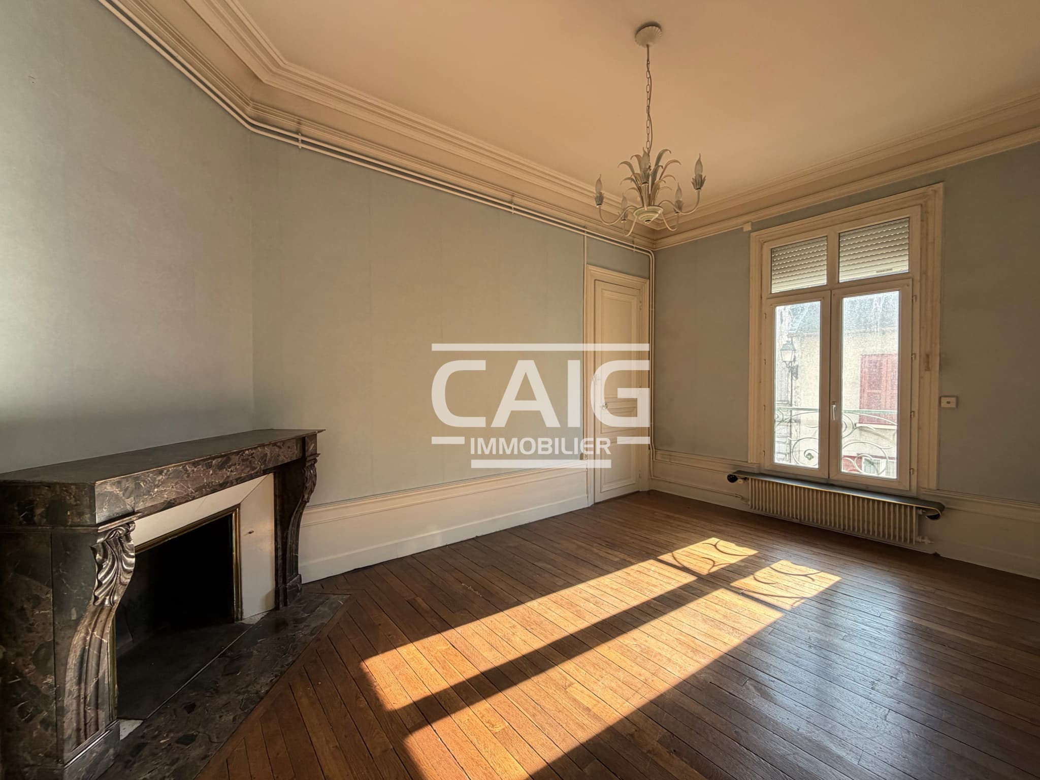 Rare : deux appartements réunissables en duplex de caractère de 195 m2 — photo 5